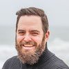 Inicio Man With Beard Smiling Avatar
